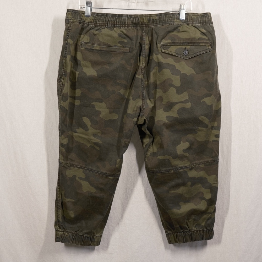 American Rag Green Cameo Joggers in Size XL - Picture 4 of 4